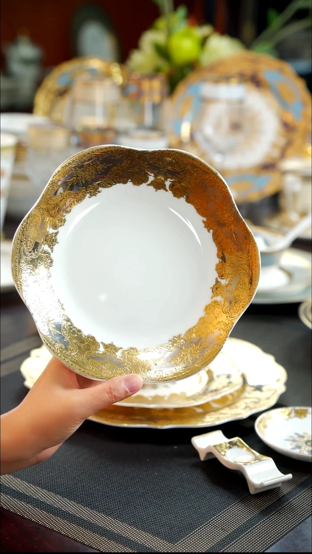 瓷片8英寸菜盘    1个