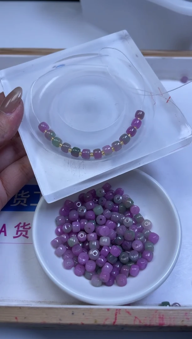 未镶嵌散珠石英质玉E77 春 彩 玉老型5*6mm40颗9.9元