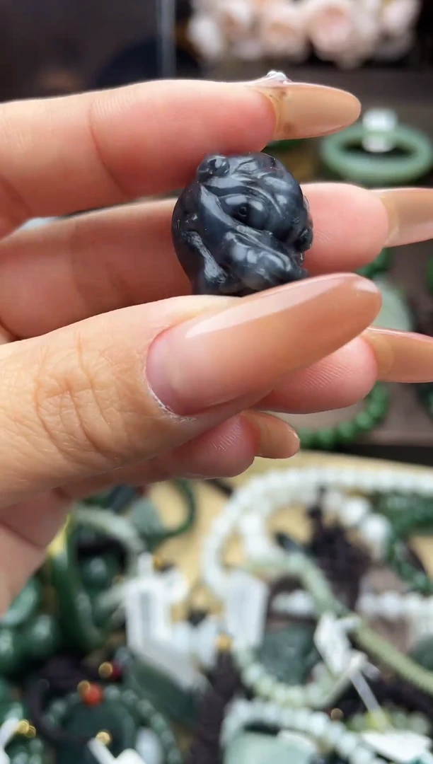 颈饰未镶嵌和田玉未镶嵌和田玉吊坠多样性拍一发一