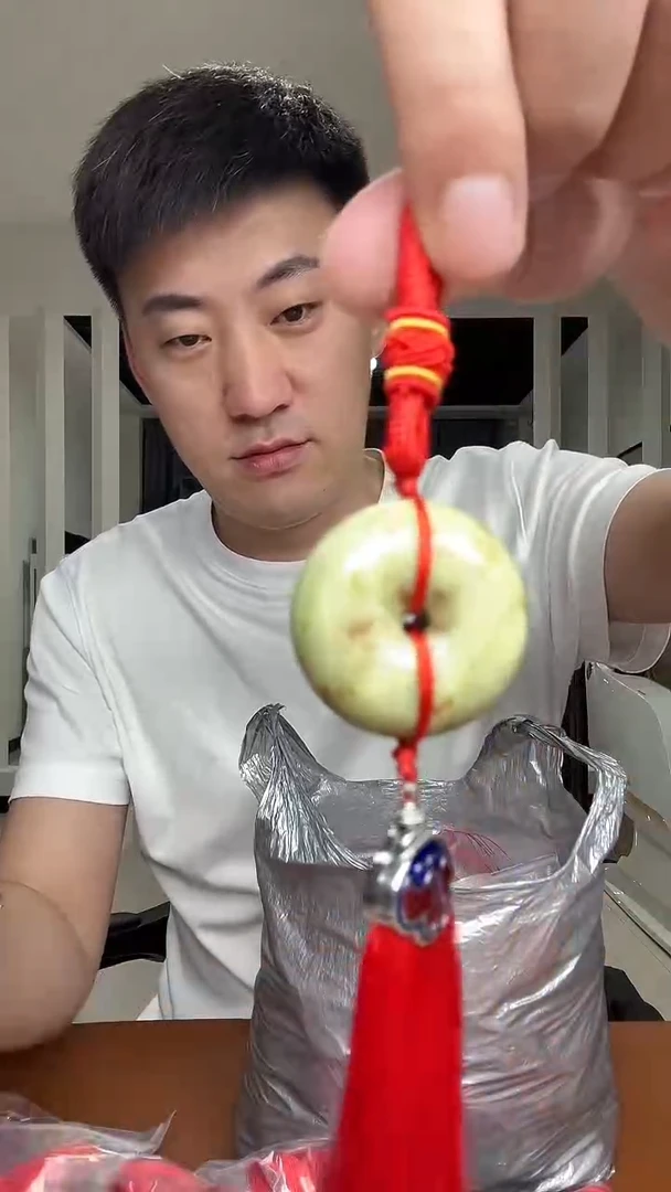 未镶嵌岫玉其它多样性发货一件