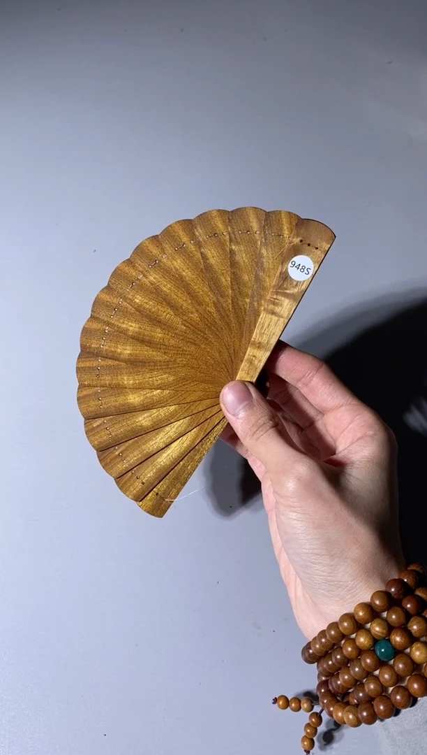 【闪购商品】金丝楠948号10cm金丝楠木小叶桢楠掌中扇