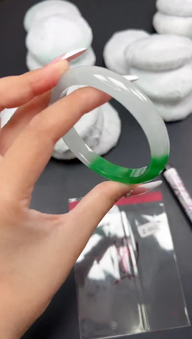 精品手镯，一物一拍Z-062