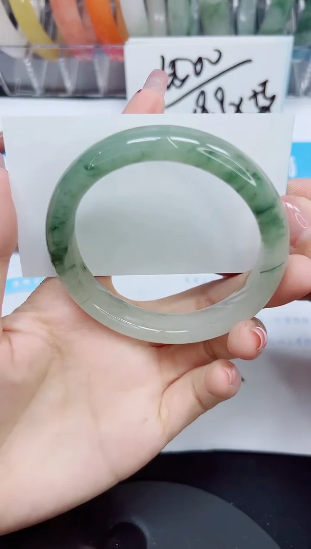 石英质玉手镯未镶嵌258/58.5