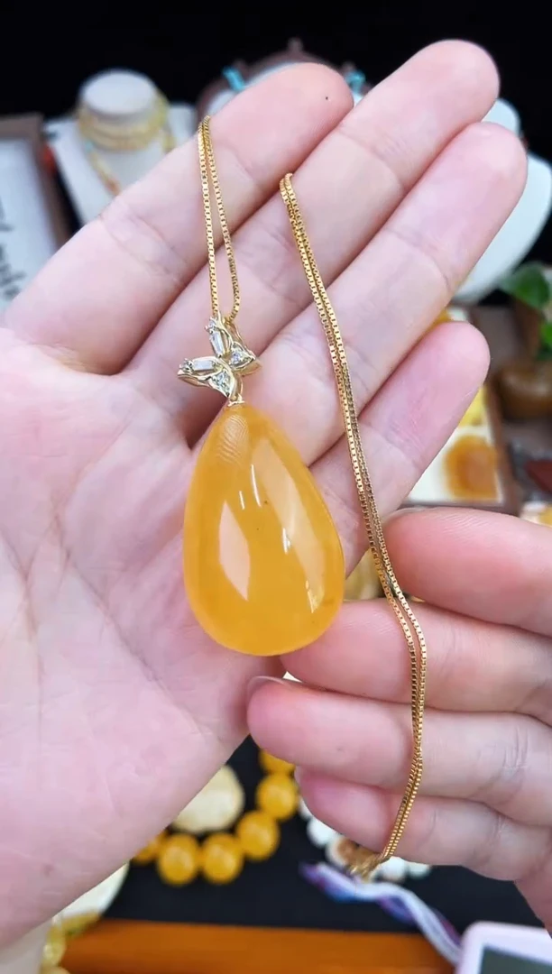 琥珀未镶嵌珠宝奇石柒月