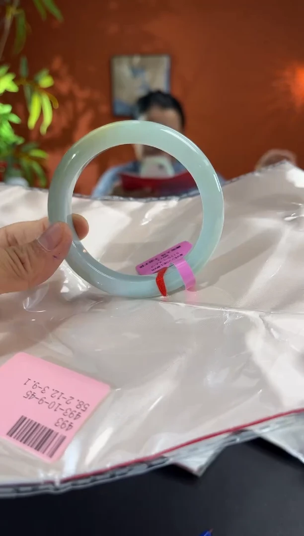 未镶嵌手镯翡翠翡翠手镯