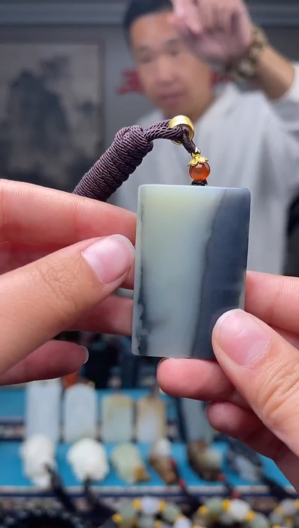 未镶嵌和田玉挂件1