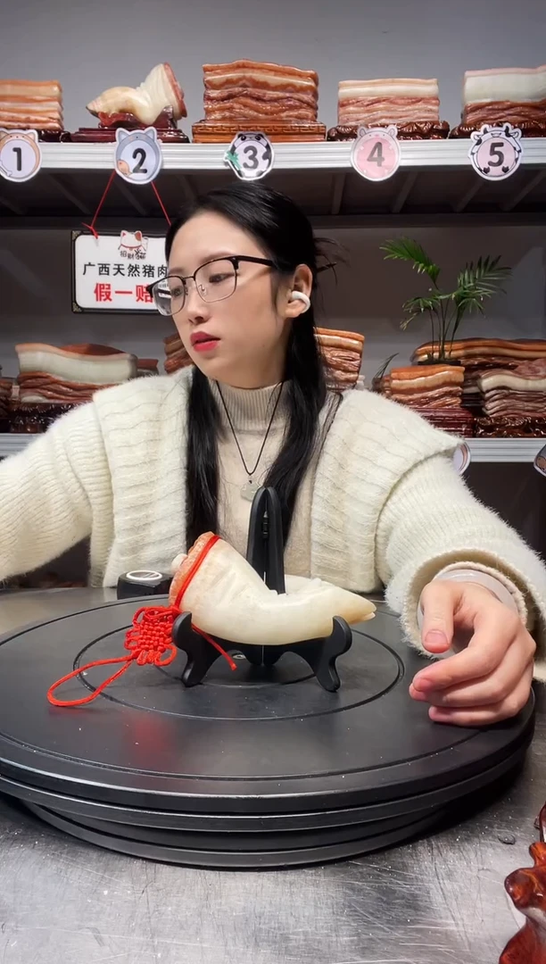 【闪购商品】天然石材柳州猪肉石