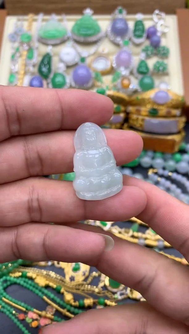 翡翠未镶嵌颈饰1-中国好珍宝