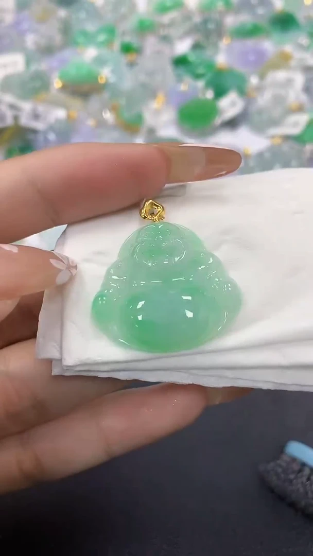 颈饰18K金镶嵌翡翠a货假一赔三支持复检百元上9元证书费自理