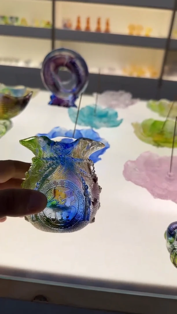 手工艺品琉璃多彩钱袋子