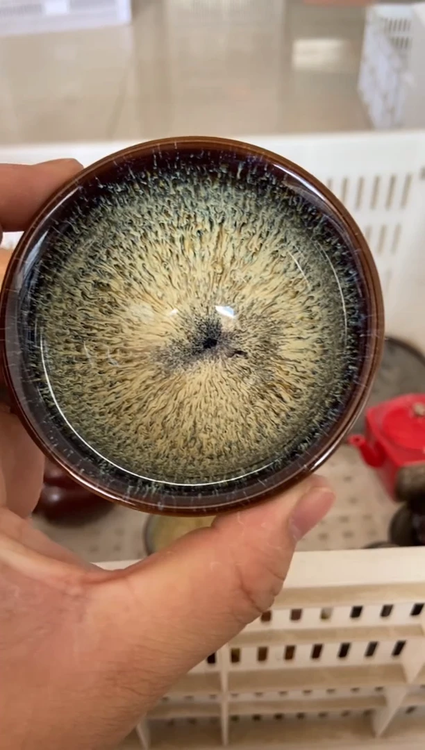 无运费险有瑕疵的摄影的产品有使用过的痕迹有点脏介意勿拍