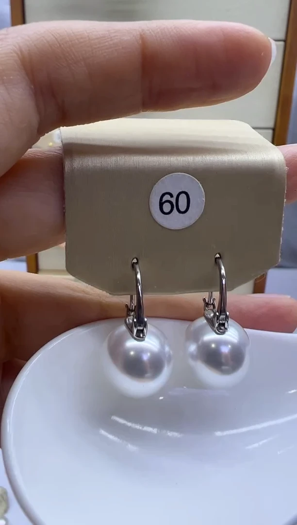 银S925镶嵌耳饰淡水珍珠60