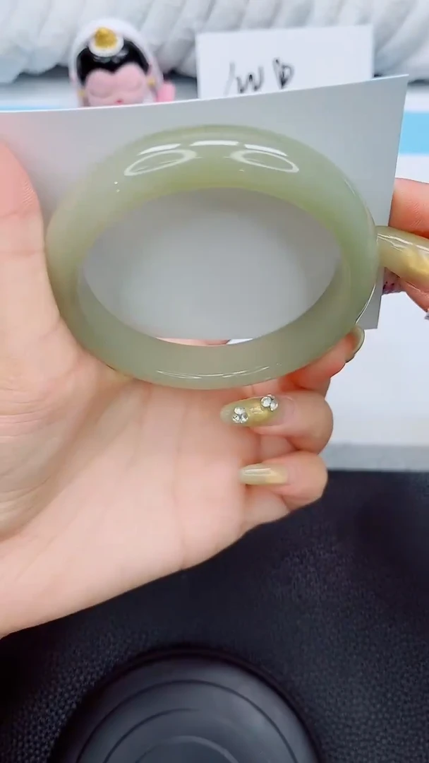 未镶嵌手镯石英质玉275-60.3