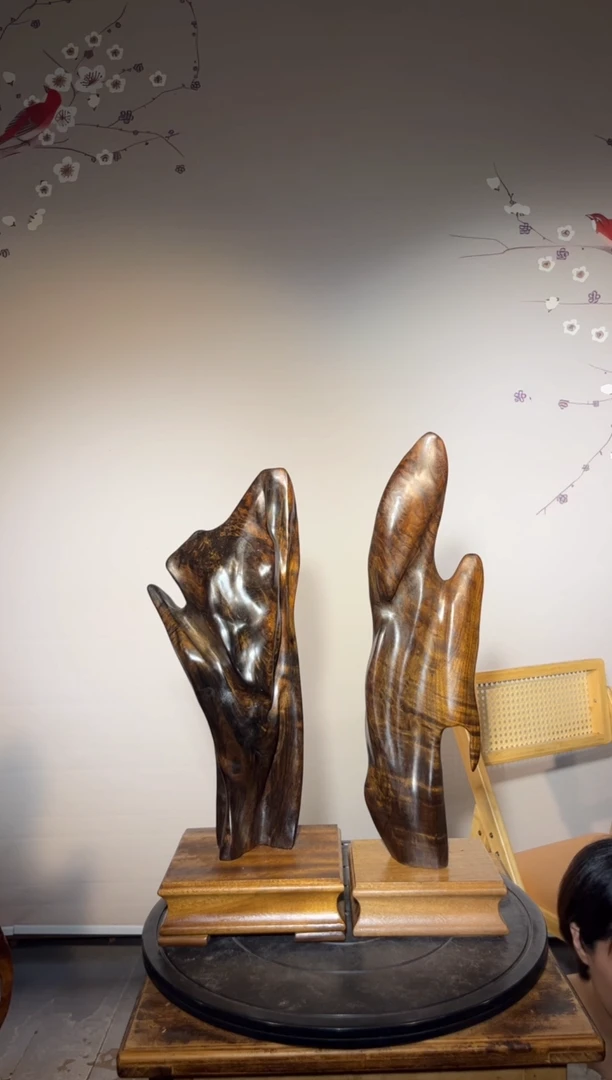 木用****9，金丝楠乌木，尺寸高55高45