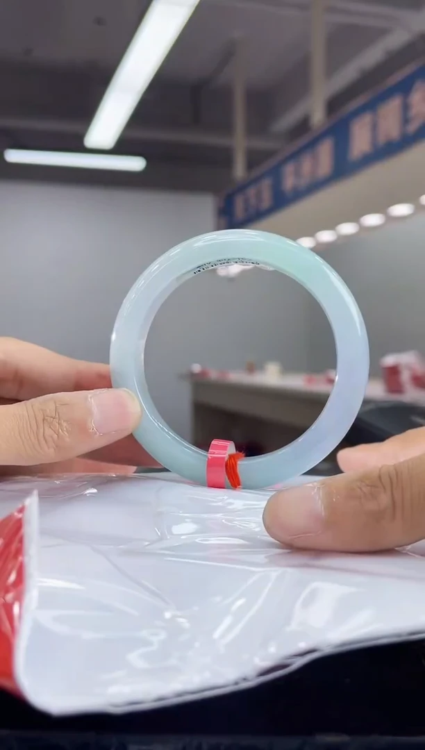 未镶嵌手镯翡翠  3