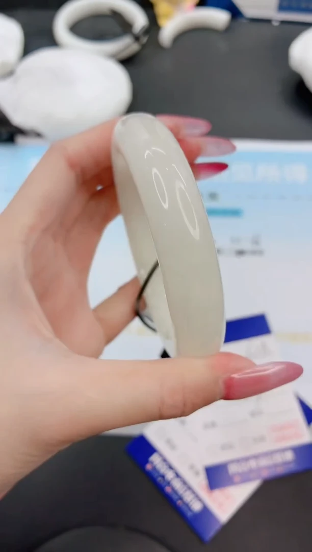 未镶嵌手镯和田玉27G112-59