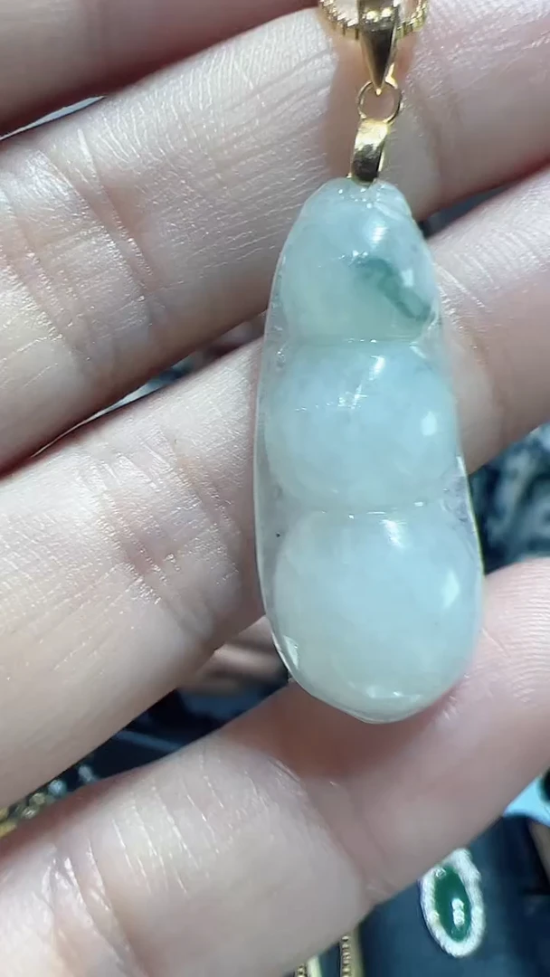 颈饰未镶嵌翡翠2025122648