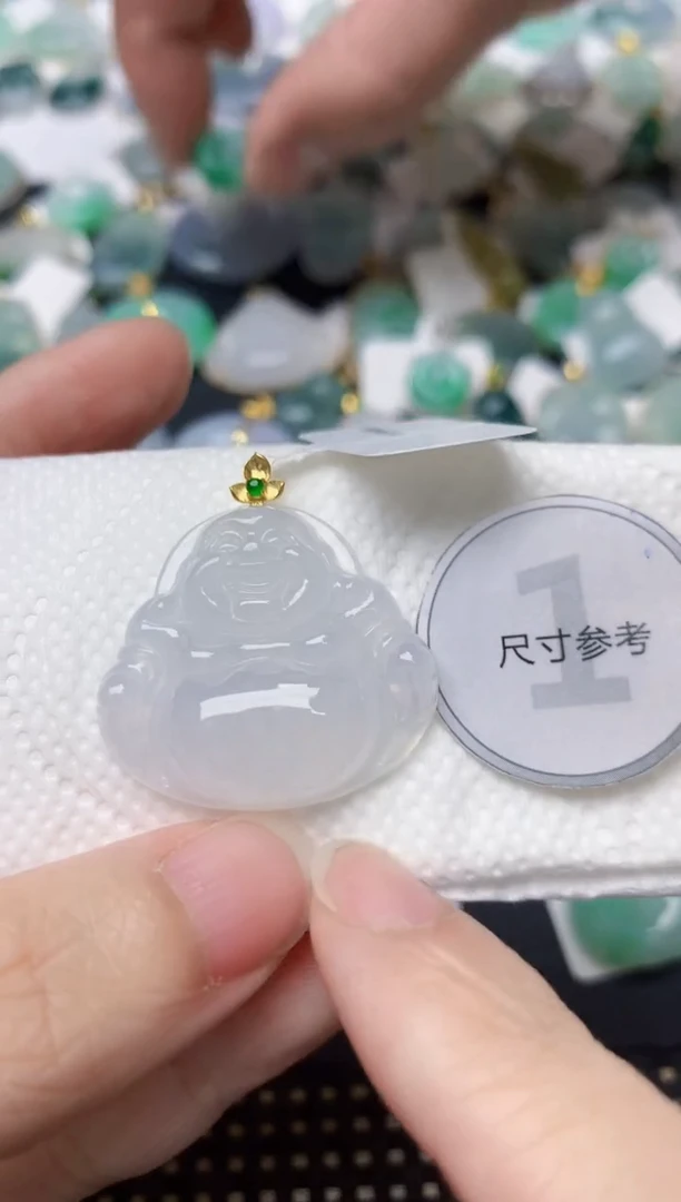 颈饰18K金镶嵌翡翠天然缅甸A货翡翠