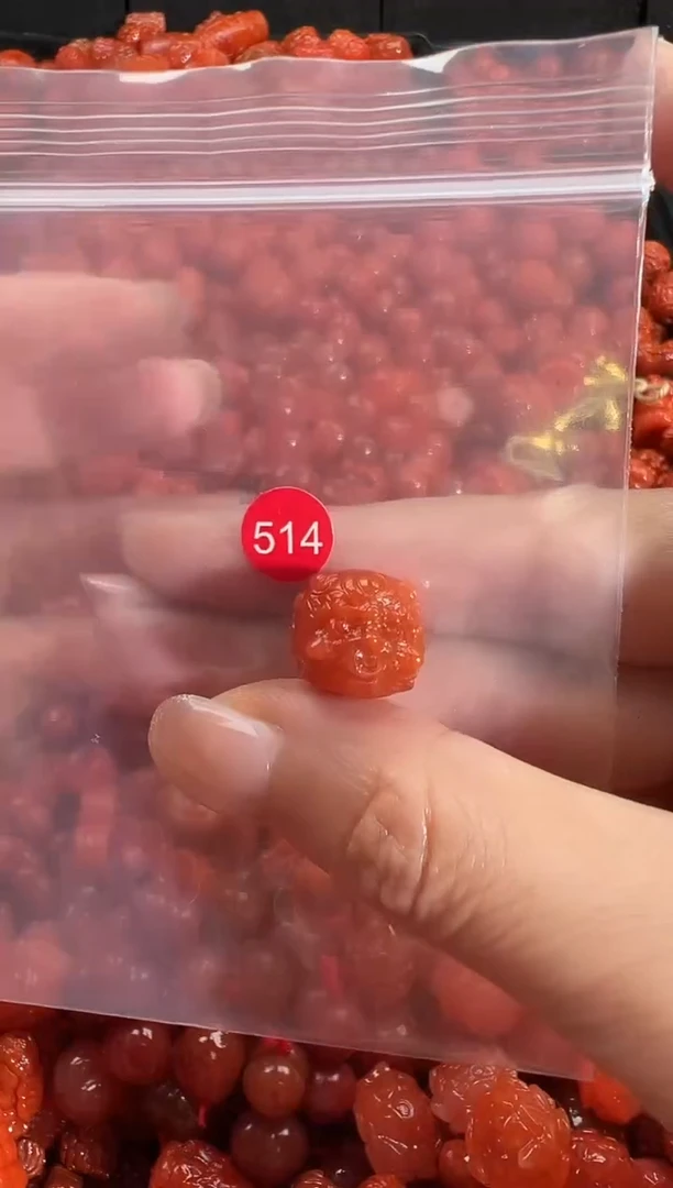 颈饰未镶嵌南红玛瑙1