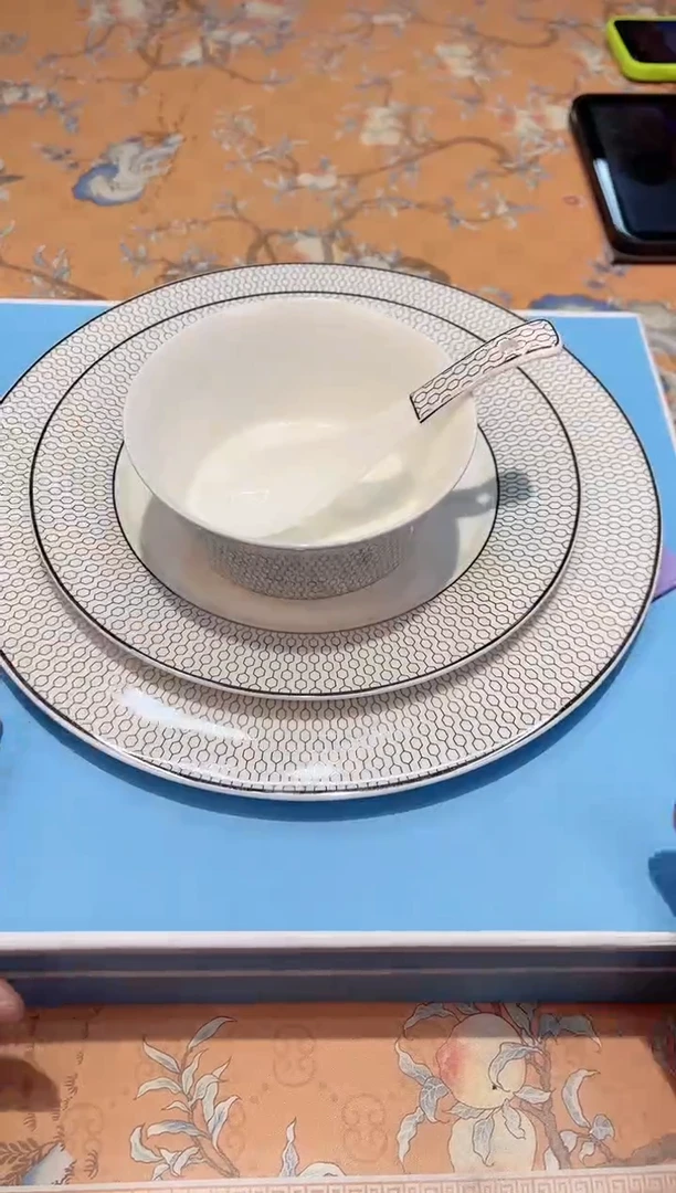 【闪购商品】瓷片124************