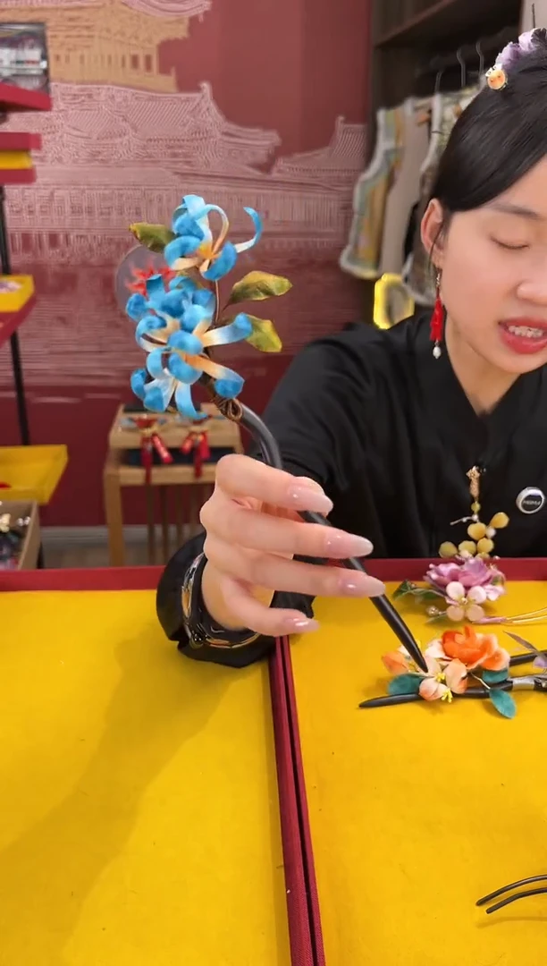 【闪购商品】刺绣非遗绒花（发饰）