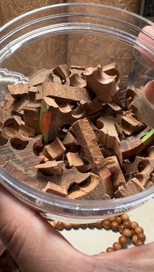 【闪购商品】檀香木其他老山檀香彩绘碎料