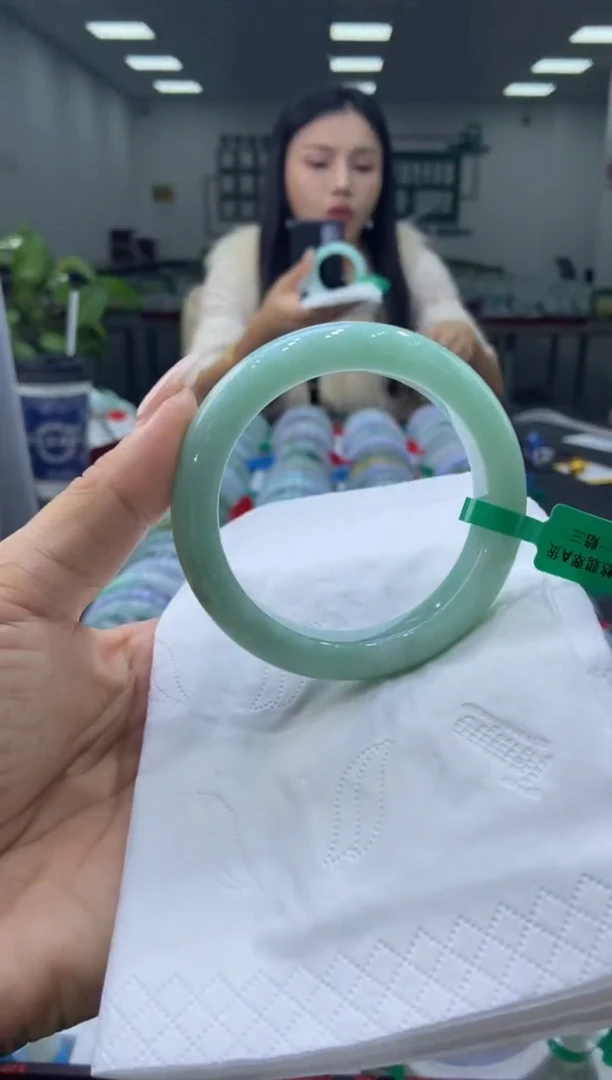 未镶嵌手镯翡翠0002249