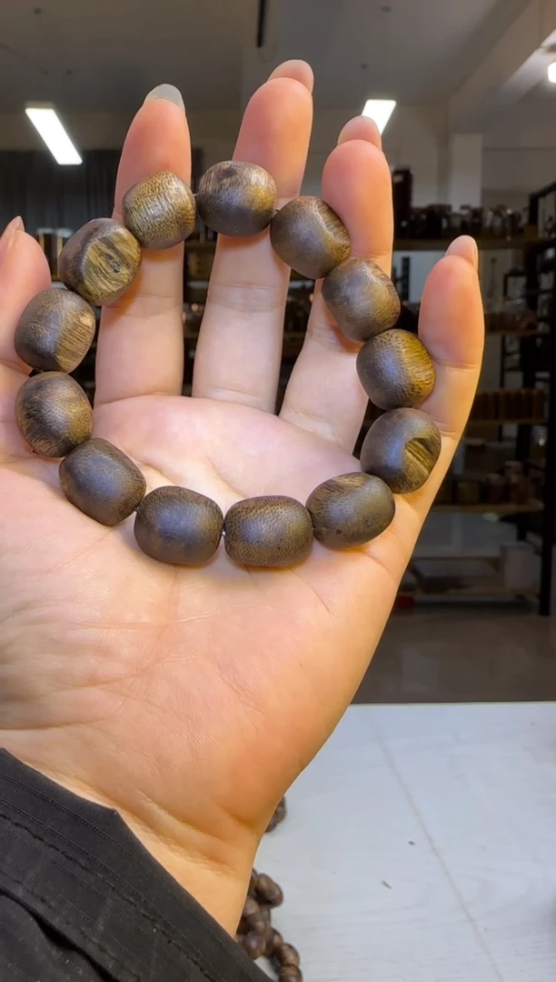 沉香手串99沉海南糖结奇楠沉香留疤单圈14g+多样性发1