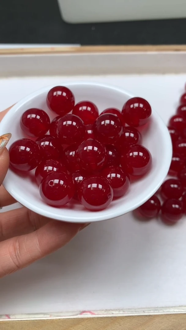 未镶嵌玛瑙手饰B561 鸽血红16mm1个7.8元