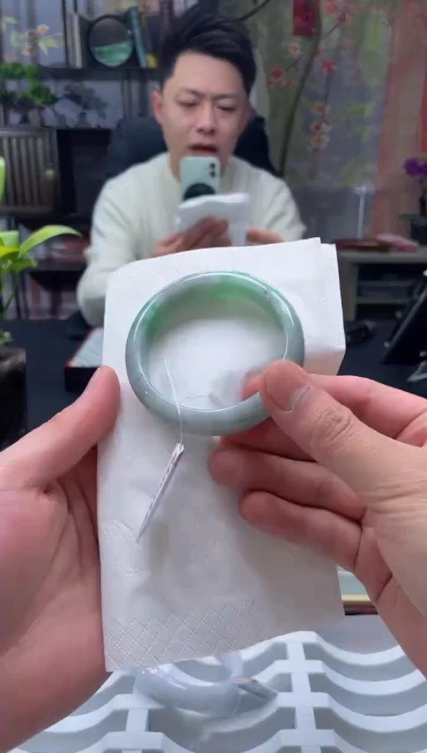 未镶嵌手镯翡翠00004723