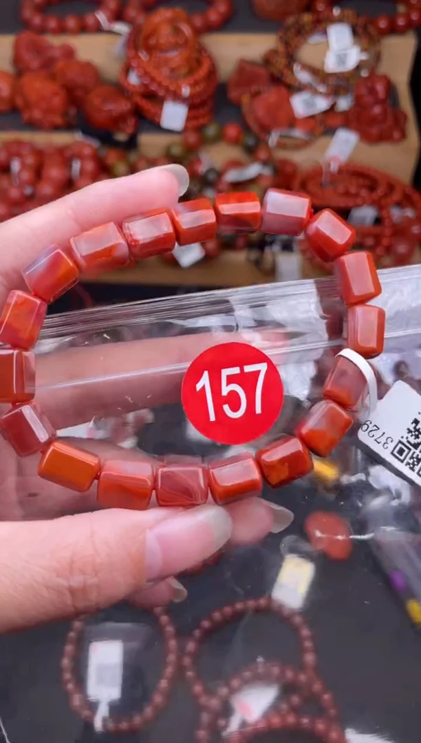 【闪购商品】南红玛瑙珠宝奇石未镶嵌157-7