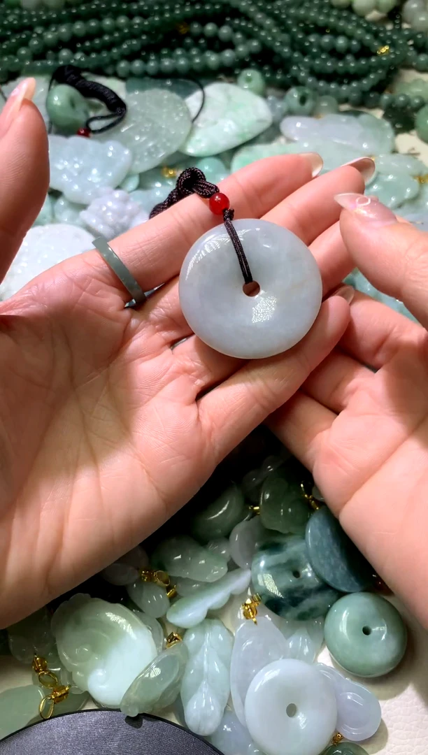 吊坠(不含链)未镶嵌翡翠1