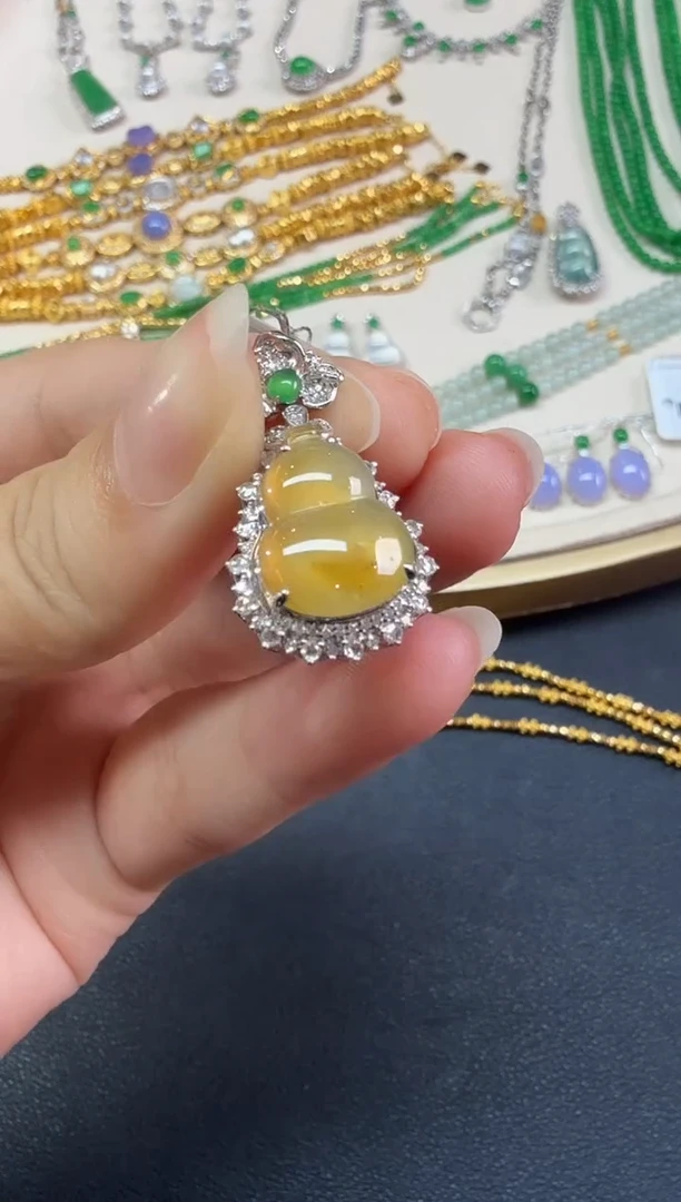 吊坠(不含链)18K金镶嵌翡翠吊坠(不含链)|5800