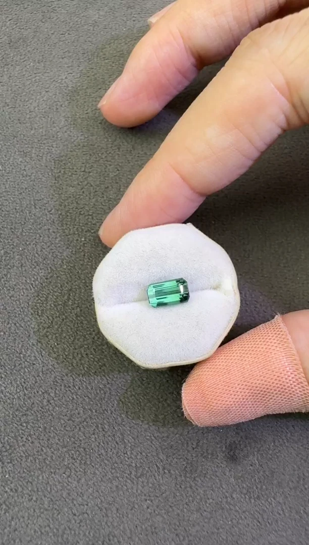 未镶嵌珠宝半成品碧玺1ct