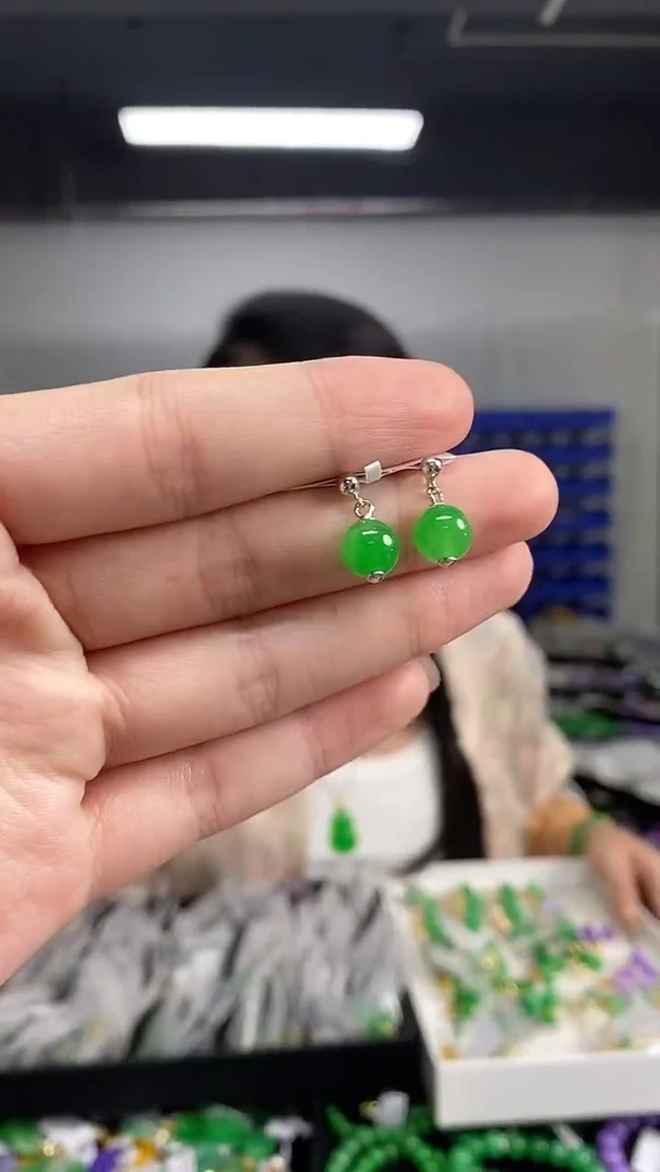 银S925镶嵌翡翠耳饰多样性发其一颜色微差