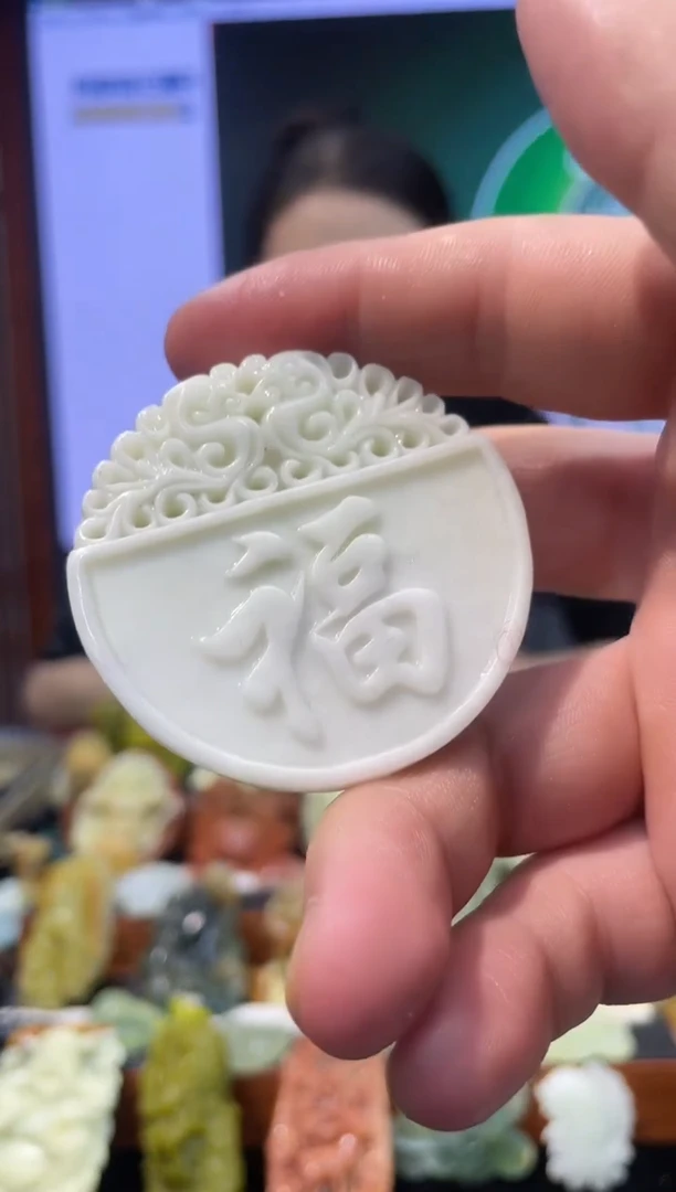 【闪购商品】岫玉吊坠未镶嵌·多样性发货*拍一发一