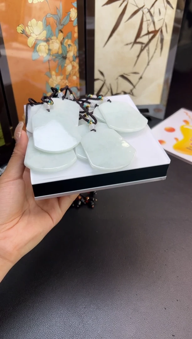 颈饰未镶嵌翡翠无事牌W356-25090401A多样性发一