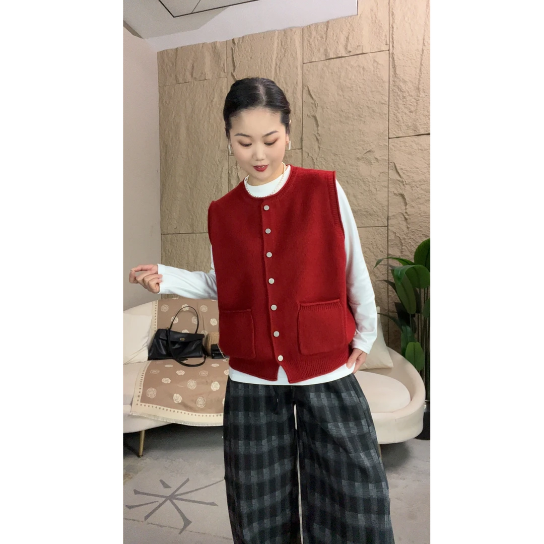 欧版卷边开衫马甲-加厚洋气精致减龄针织衫（Y-51217款）