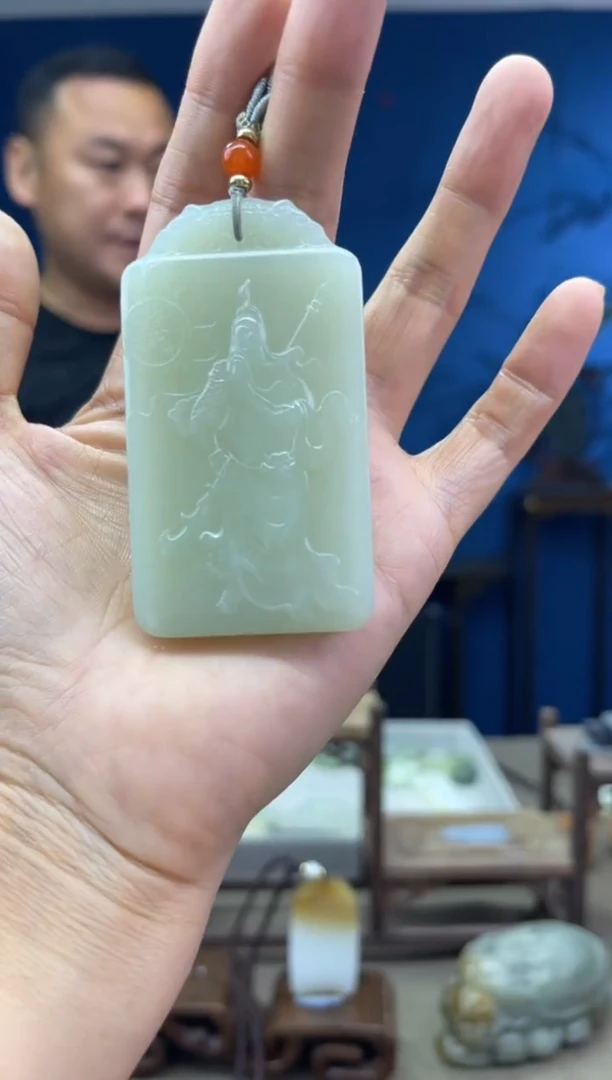 和田玉未镶嵌颈饰1