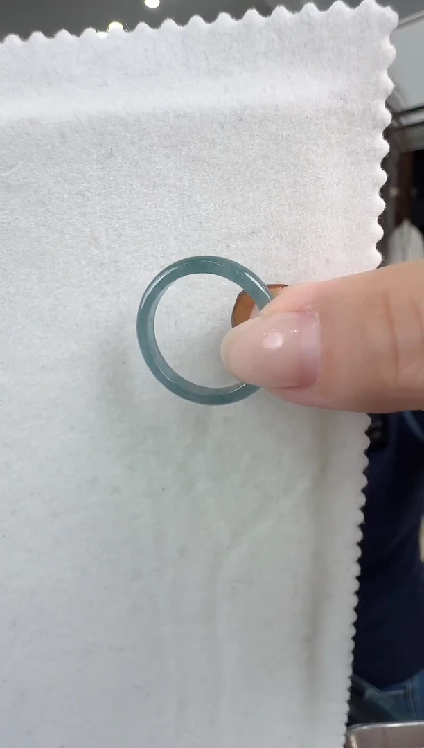 未镶嵌戒圈翡翠精美的戒圈多样性随机发议案