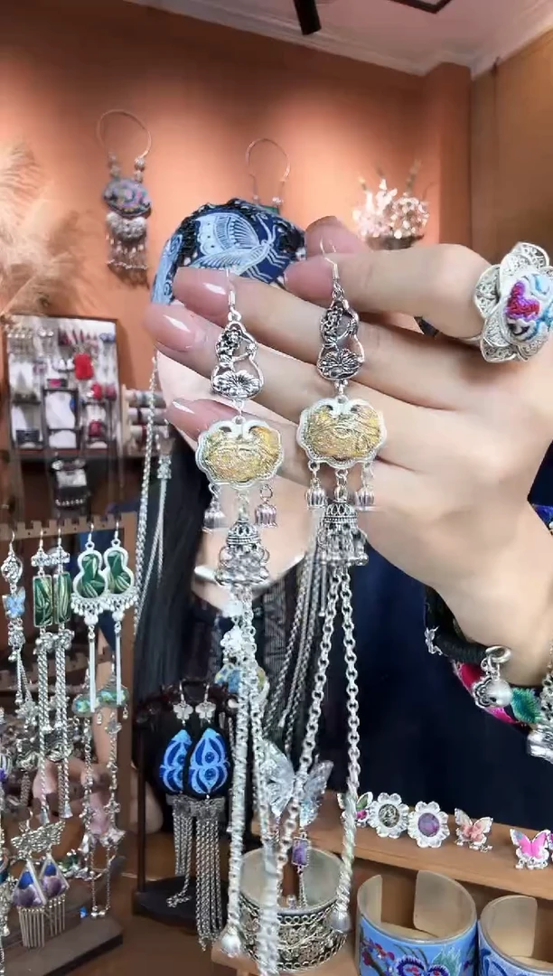 刺绣纯手工民族风耳环