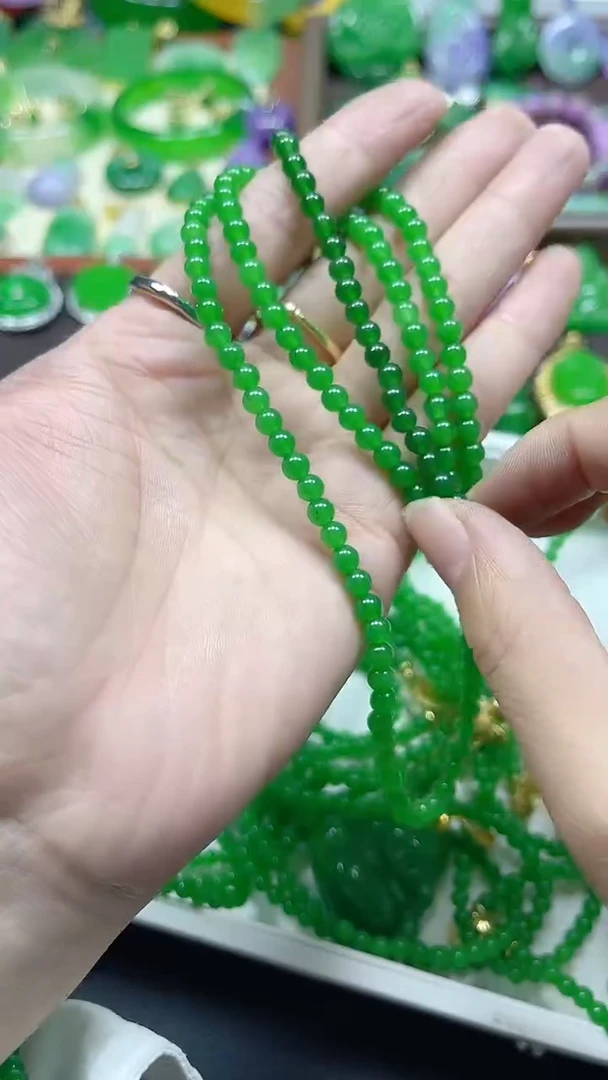 颈饰14K金镶嵌翡翠小米珠项链