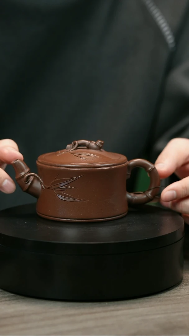 茶壶紫砂S**WH1756赵信军光素竹段