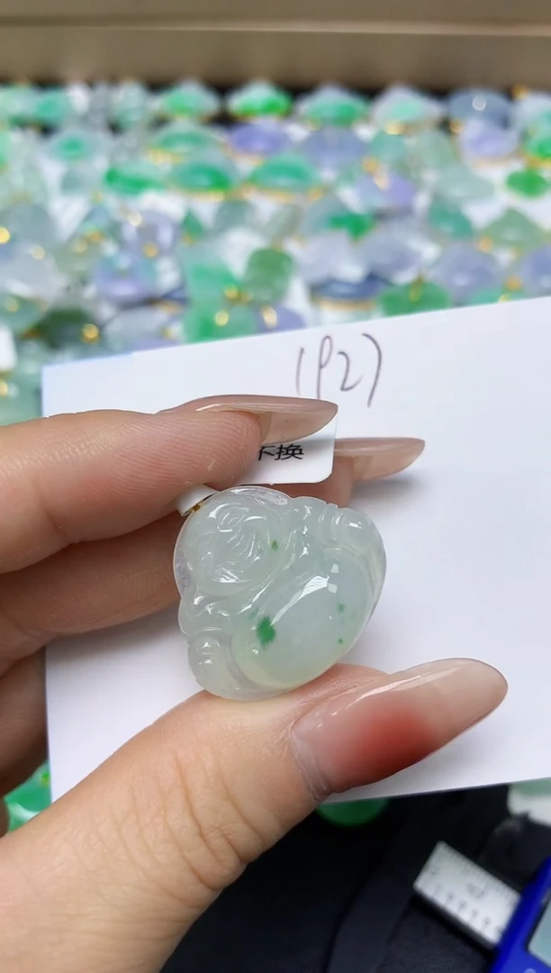 翡翠18K金镶嵌颈饰 天然缅甸翡翠A货