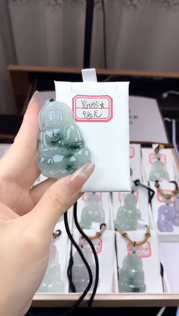 翡翠未镶嵌颈饰YG055飘花大观音