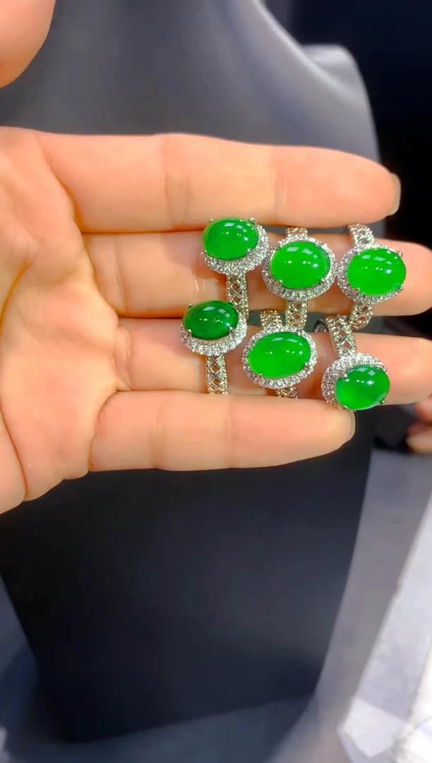 【闪购商品】定制翡翠未镶嵌15多样性发货（发其一）