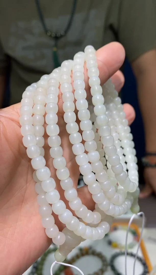 和田玉未镶嵌颈饰颜色多样性发货拍一发一