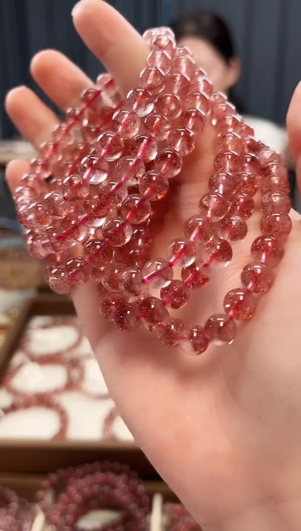 未镶嵌手串水晶金草莓超七单圈手串7mm【多样性发一】