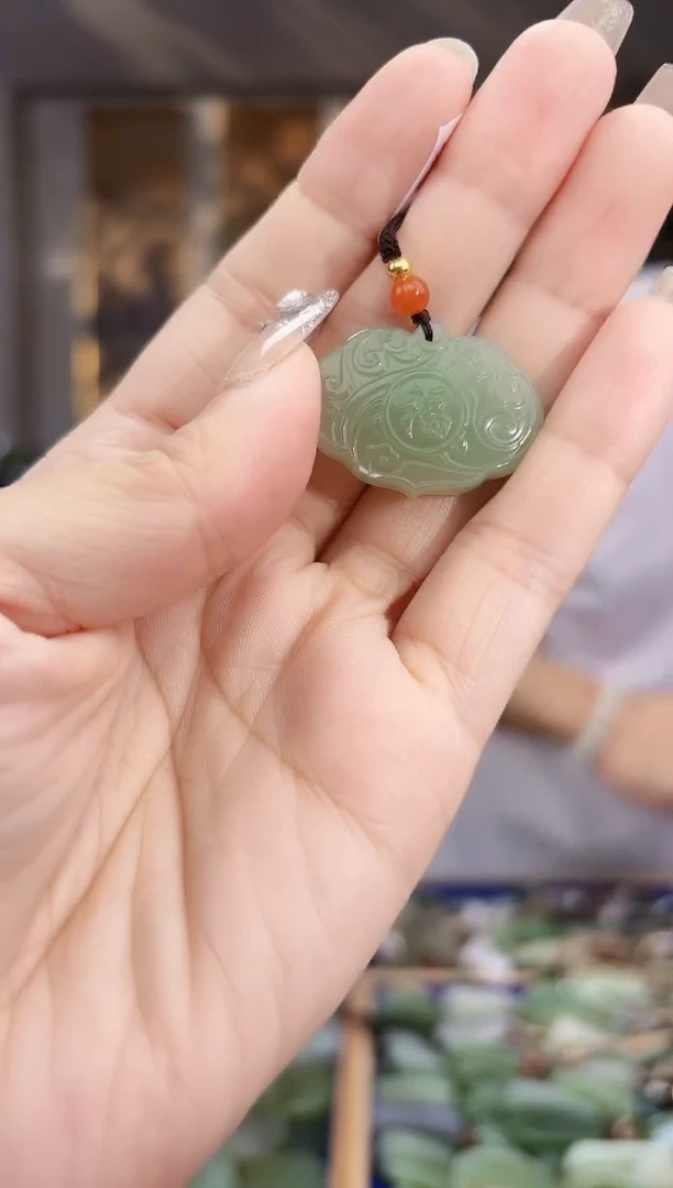 和田玉未镶嵌挂件拍一发一多样性发货