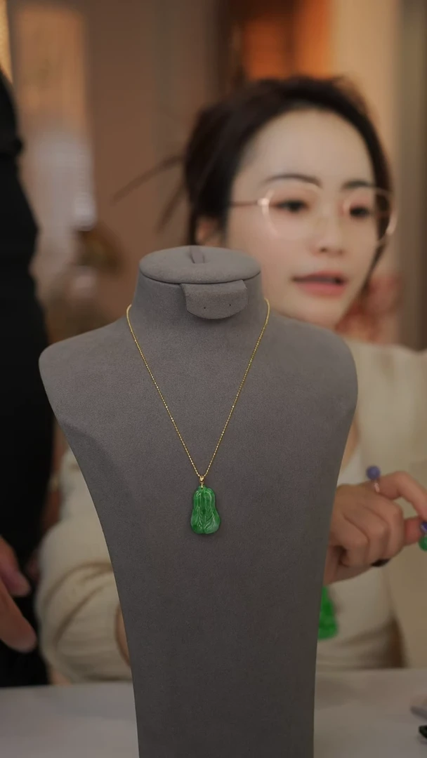 【闪购商品】翡翠颈饰18K金镶嵌赠送礼盒证书